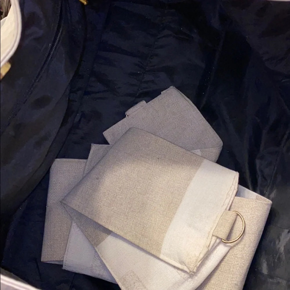 Fashion Stylish White  BEAUTIFUL Tote - Picture 13 of 15